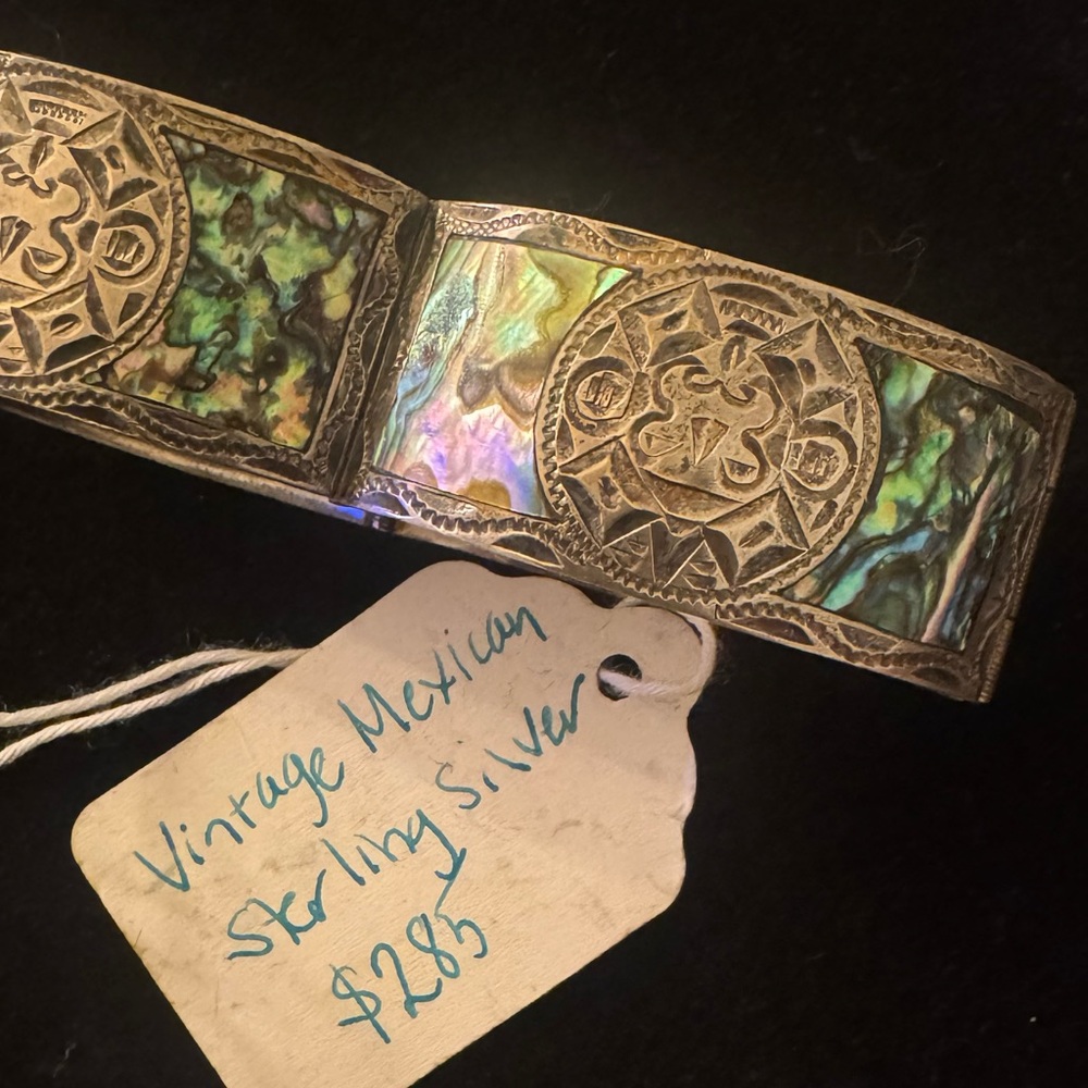 Vintage Abalone and Sterling Mexican Bracelet - Picture 15 of 15